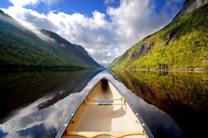 Et si on faisait du Canoë-Camping ? Mont-Tremblant, Quebec.