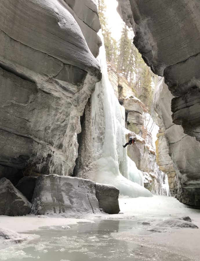 Maligne Canyon Ice Walk