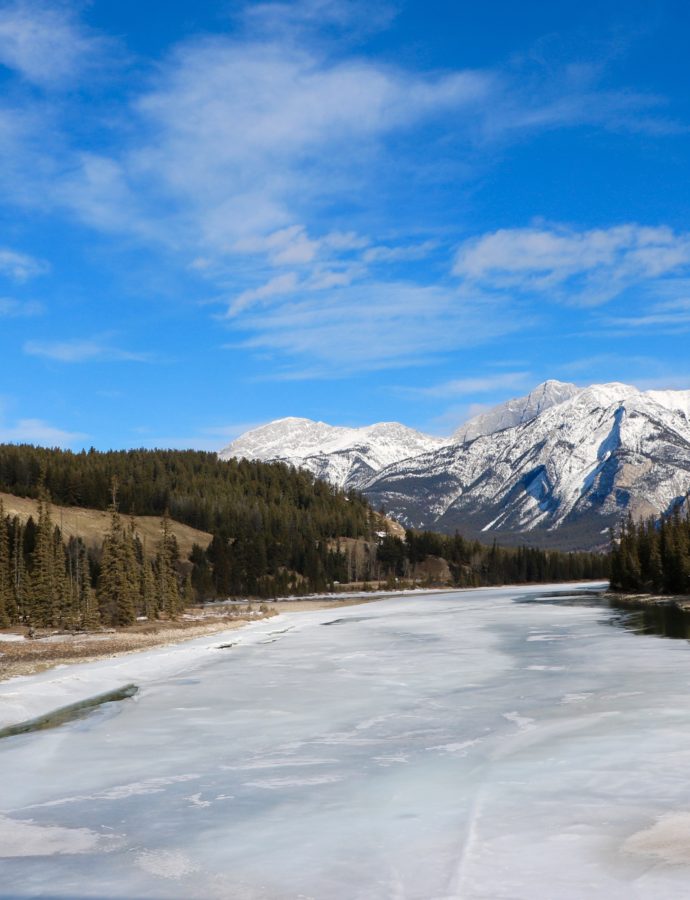 {JASPER} Athabasca River